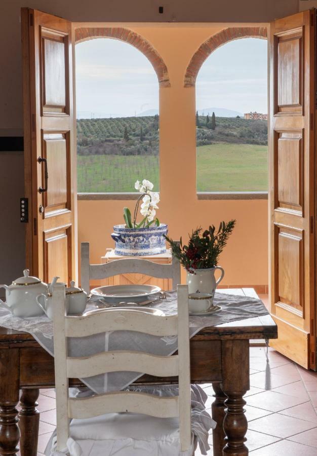Agriturismo Casale Ugolini Монтеспертоли Экстерьер фото